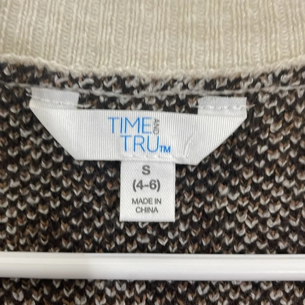 Time and Tru Women's belted sweater vest Size 4-6 - Picture 2 of 11